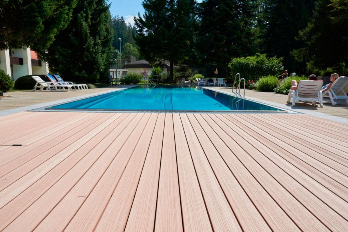 Schwimmbad Laax Schweiz Schwimmbad Laax Schweiz